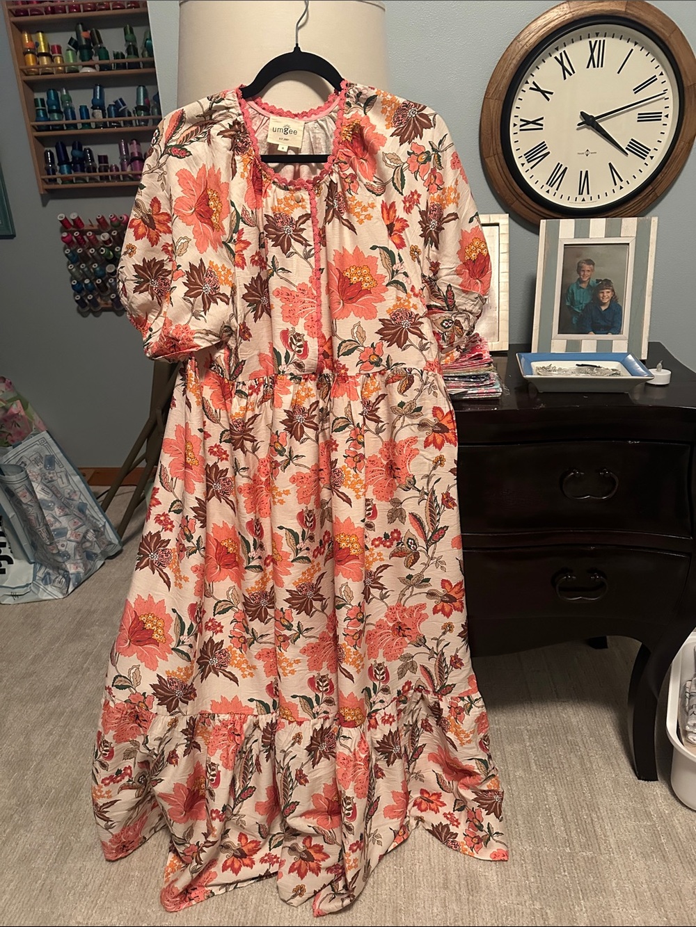 Umgee Coral & Brown Floral Maxi Dress, new, size small